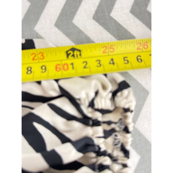 VICI Zebra Print Satin Wrap Blouse Long Sleeve Surplice Top Size Small - Picture 3 of 9